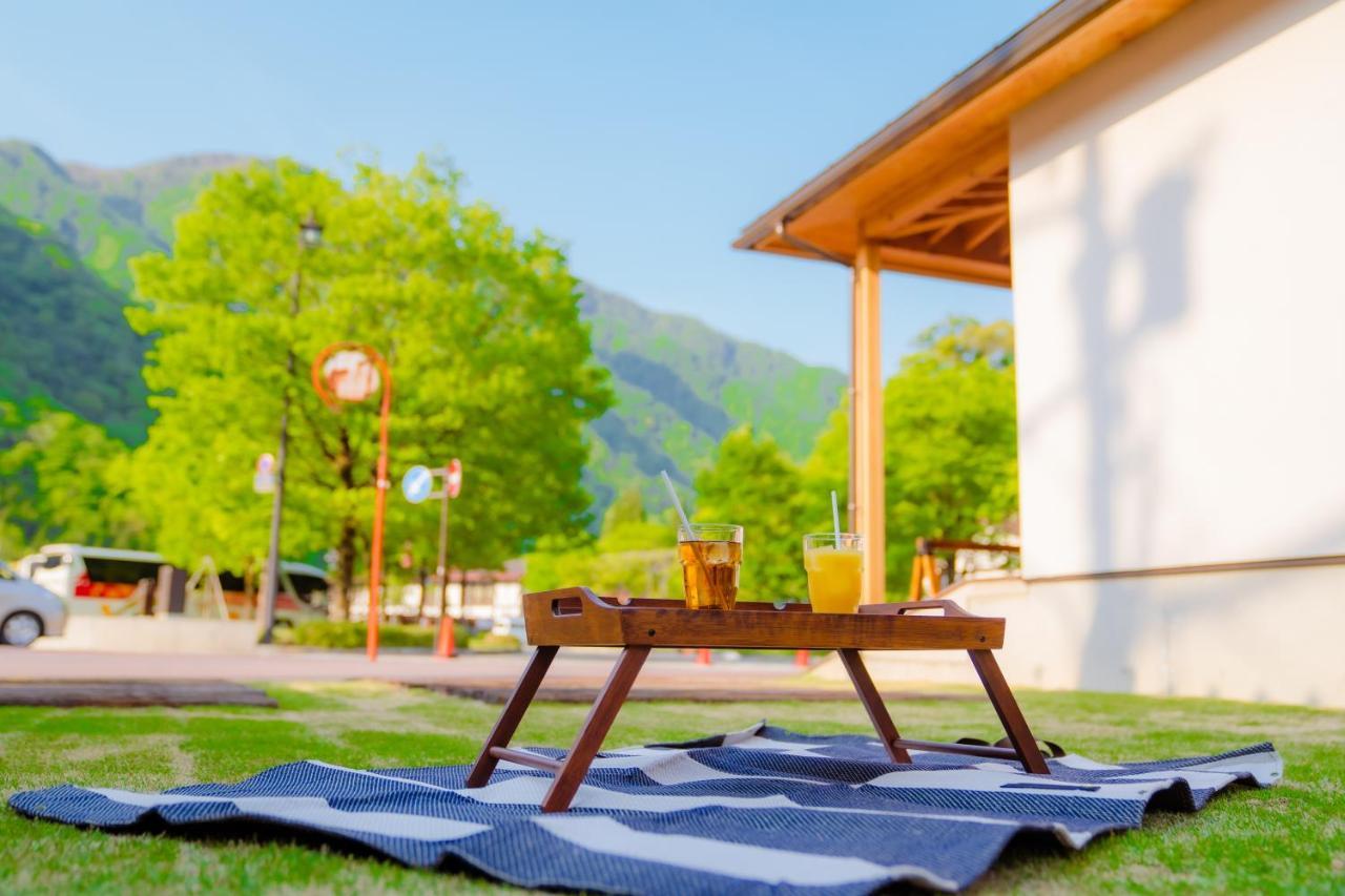Locomotion Coffee And Bed Tateyama  Exterior foto