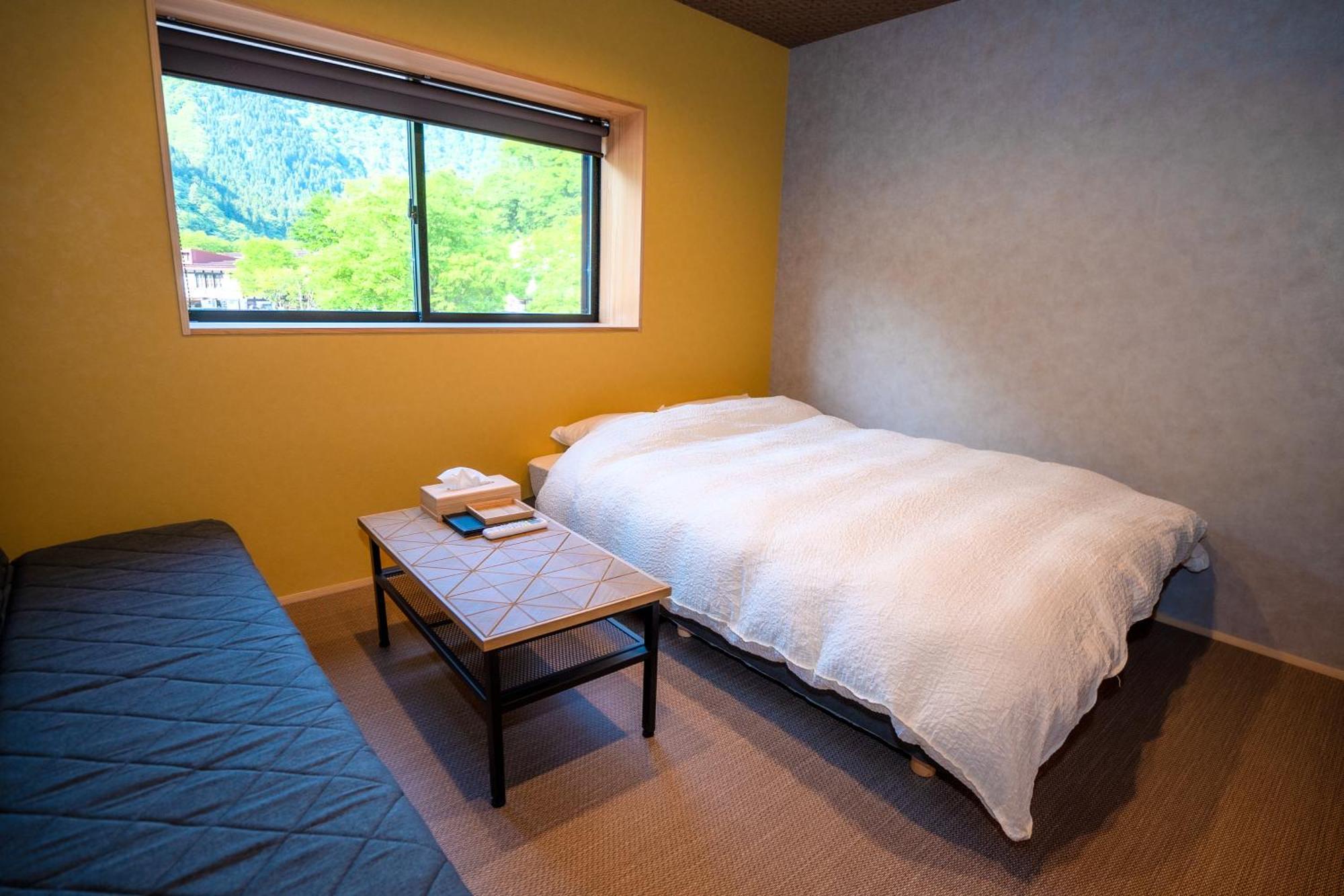 Locomotion Coffee And Bed Tateyama  Exterior foto